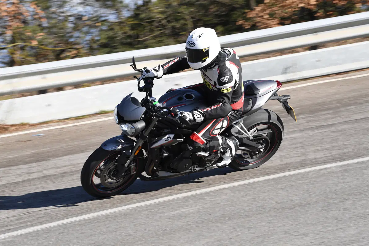 Triumph Street Triple 2017 RS  Media eccellente (19)