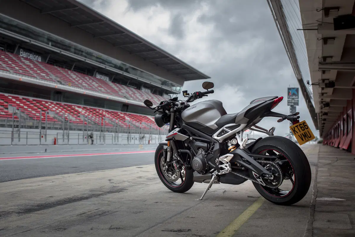 Triumph Street Triple 2017 RS  Media eccellente (20)