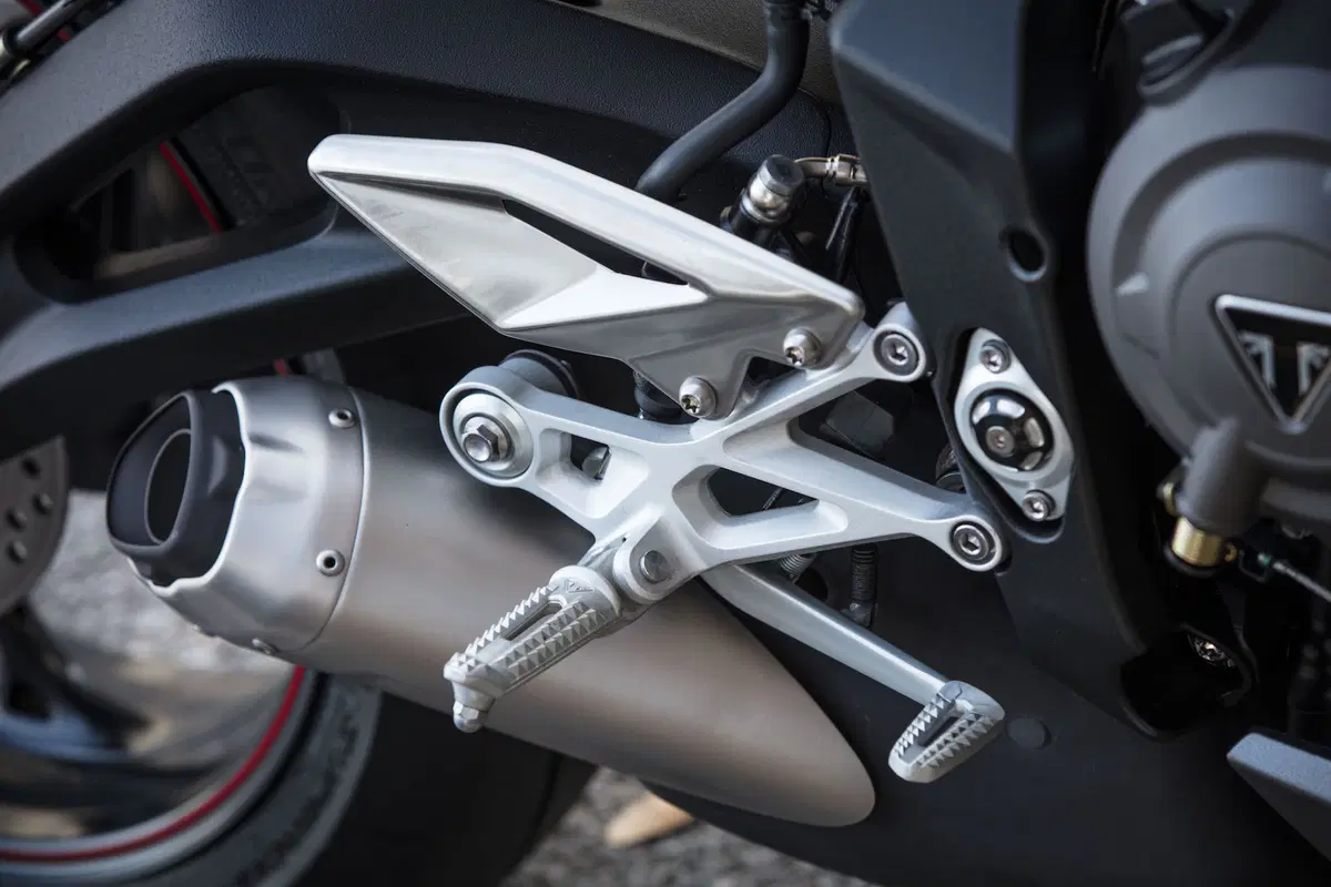Triumph Street Triple 2017 RS  Media eccellente (38)