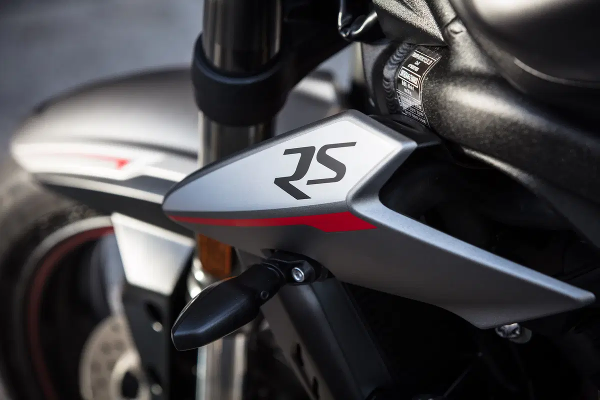 Triumph Street Triple 2017 RS  Media eccellente (40)