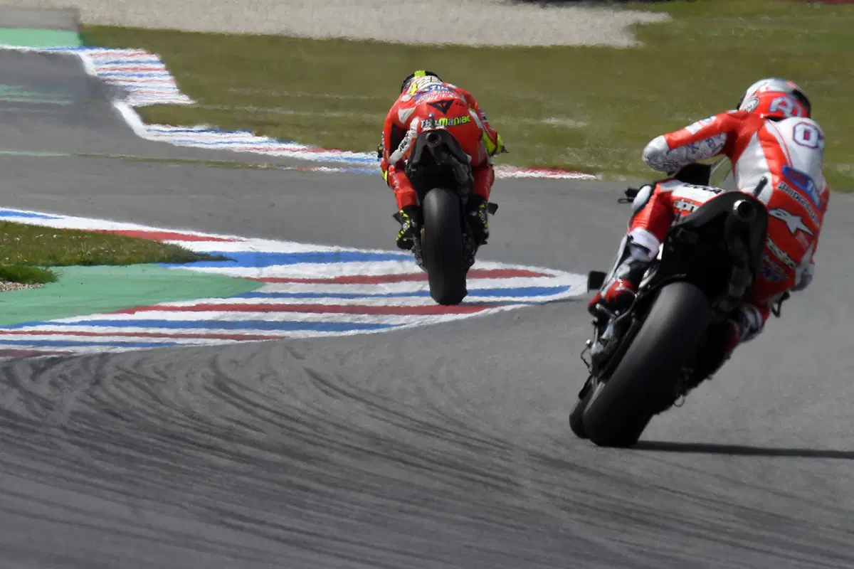 MotoGP 2015. Le foto più belle del GP d'Olanda ad Assen (26)