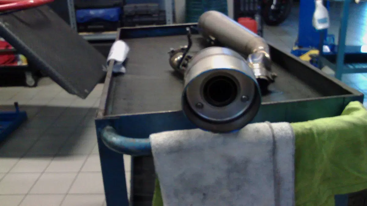Scarico Titanium suzuki gsx 1000 r 2007 Zodiac (2)