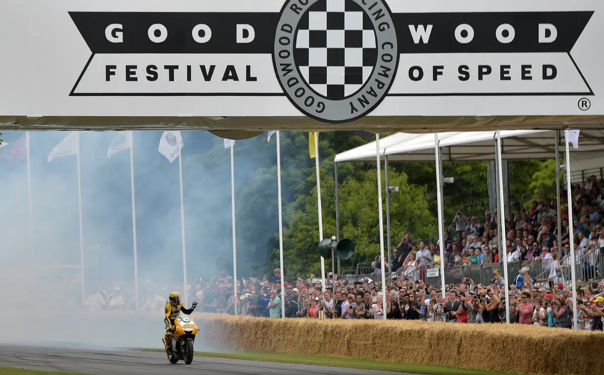 Yamaha Racing, 60 anni a Goodwood con Valentino (23)