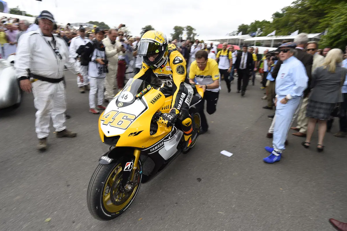 Yamaha Racing, 60 anni a Goodwood con Valentino (25)