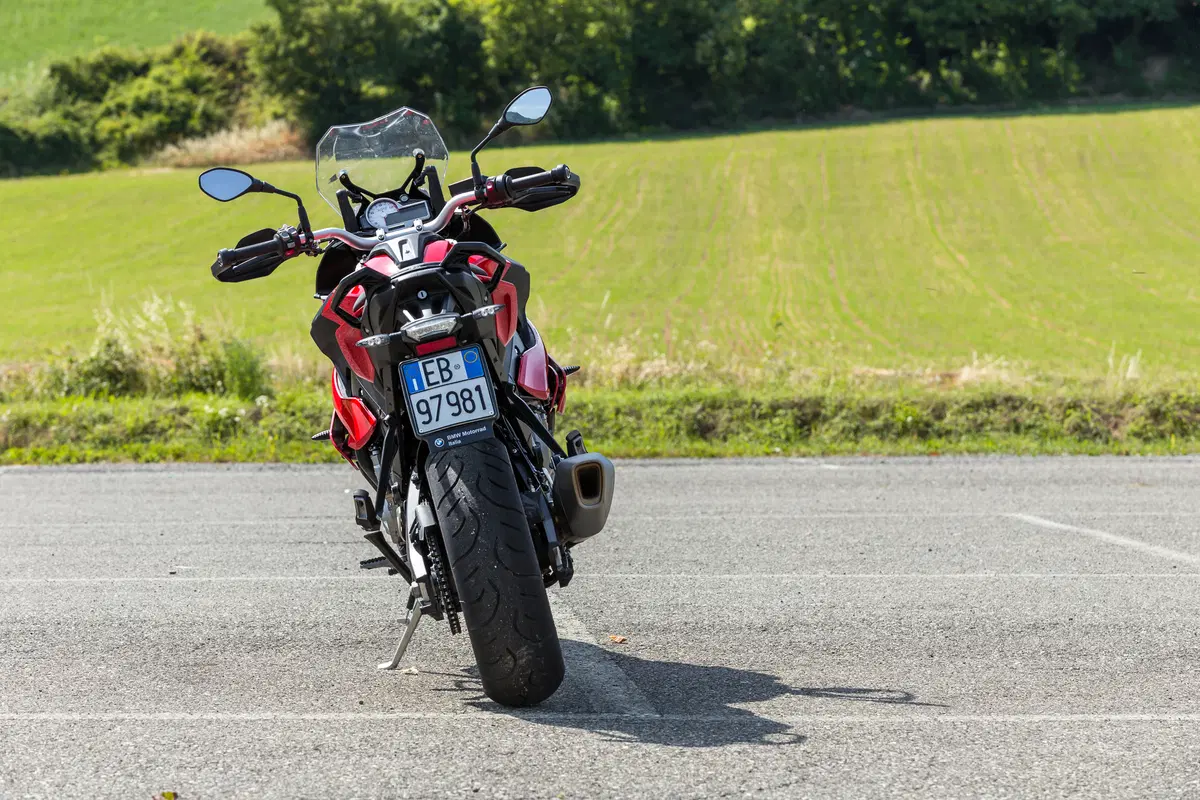 BMW S1000XR vs Ducati Multistrada 1200S  (33)