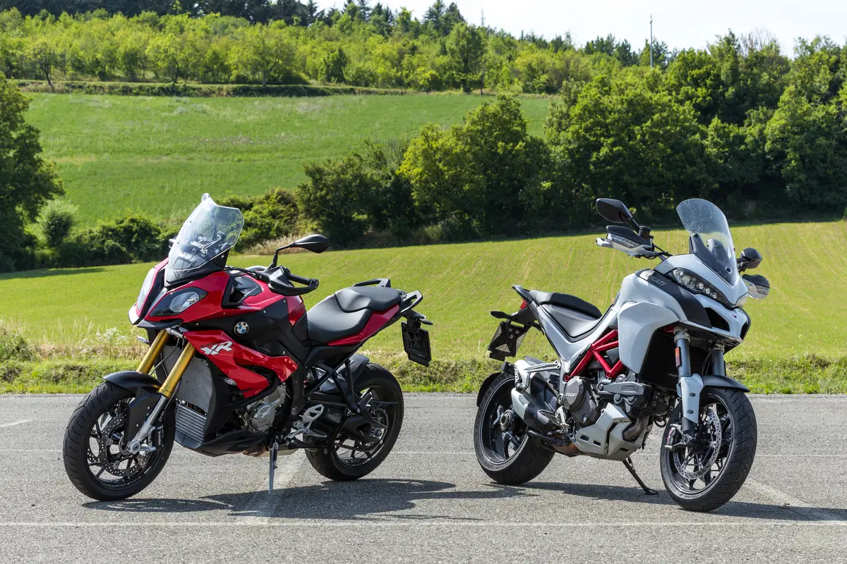 BMW S1000XR vs Ducati Multistrada 1200S  (28)
