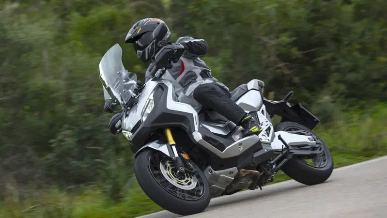 Honda X-ADV 750 DCT  La moto che non c'era