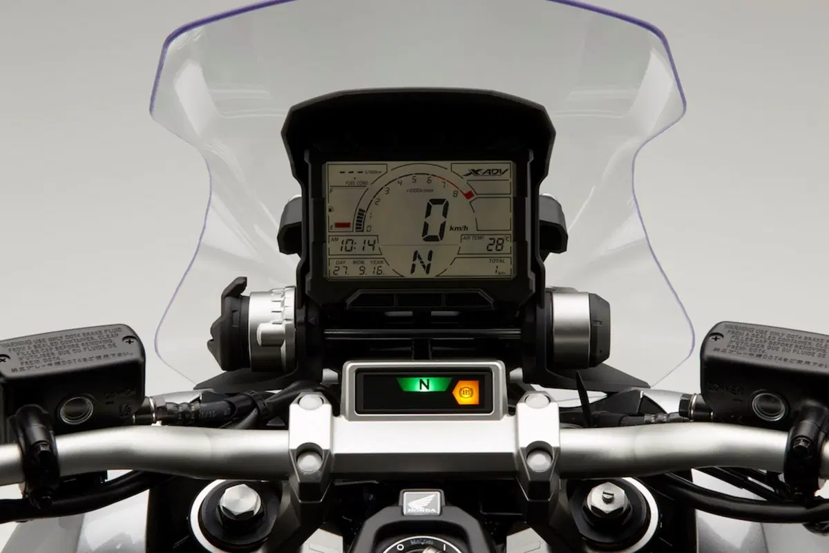 Honda X-ADV 750 DCT  Il mezzo che non c'era (4)