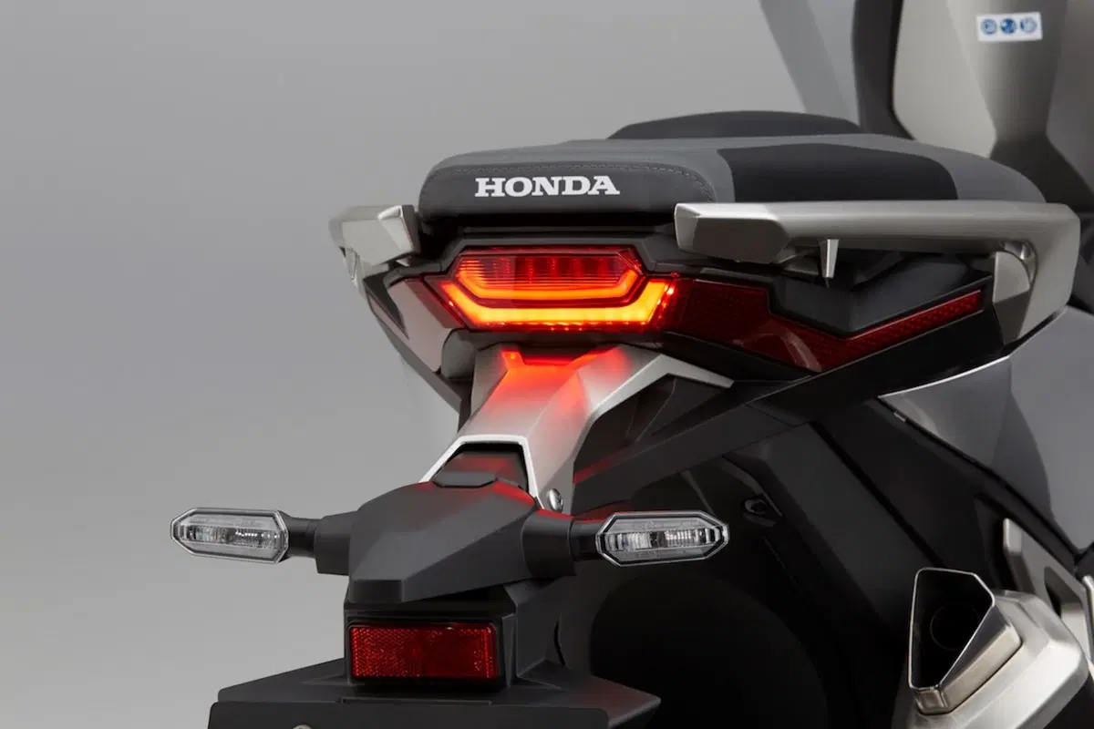 Honda X-ADV 750 DCT  Il mezzo che non c'era (3)