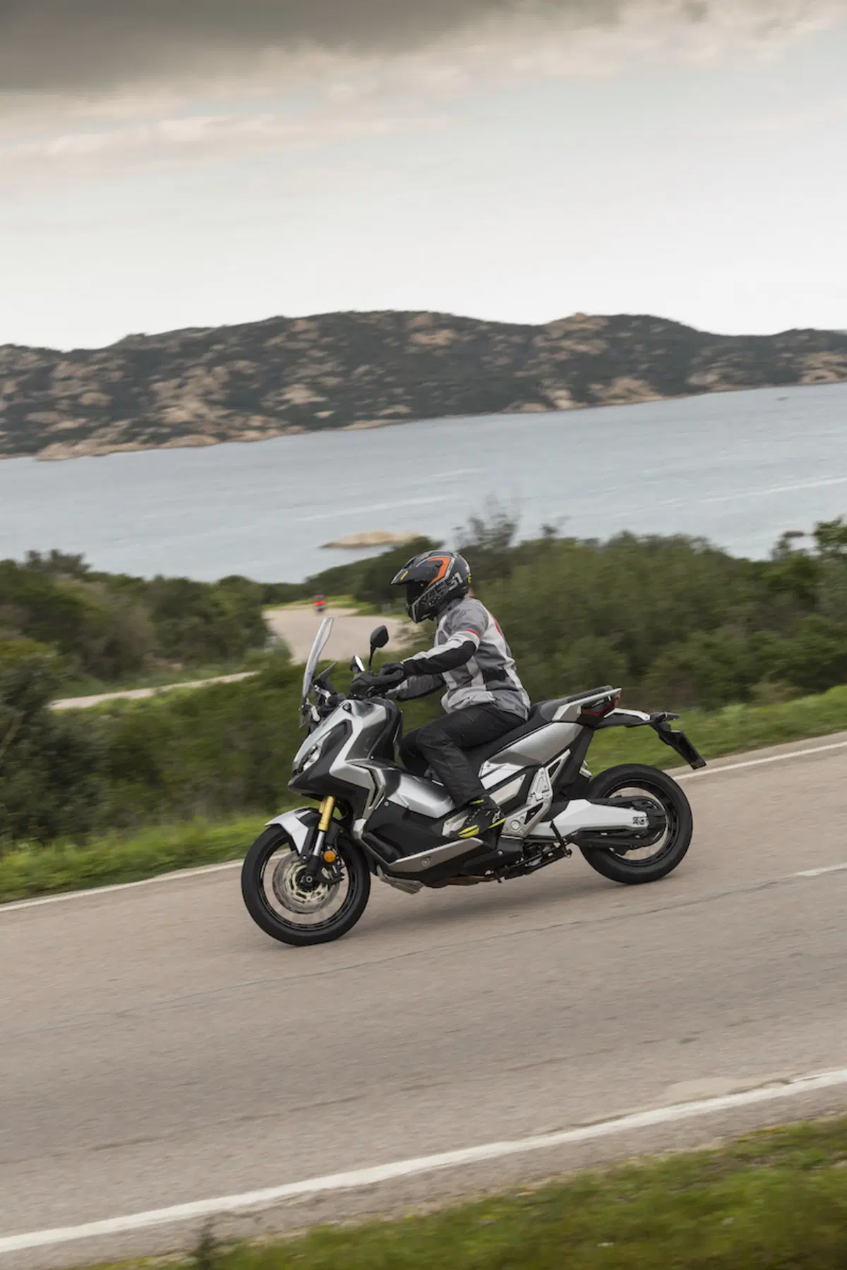 Honda X-ADV 750 DCT  Il mezzo che non c'era (2)