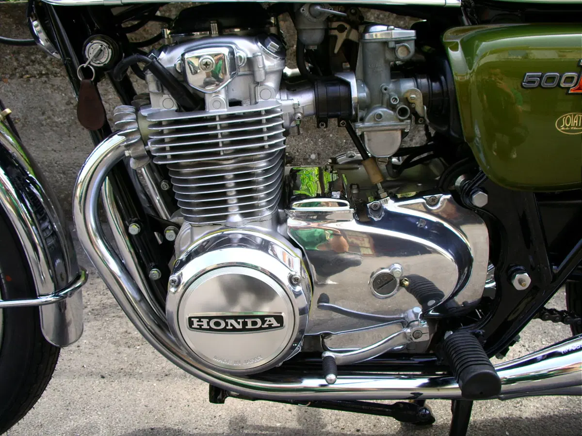 Restaurando, seconda puntata: Honda CB 500 Four (38)
