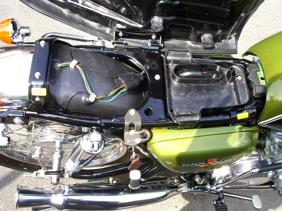 Restaurando, seconda puntata: Honda CB 500 Four (41)