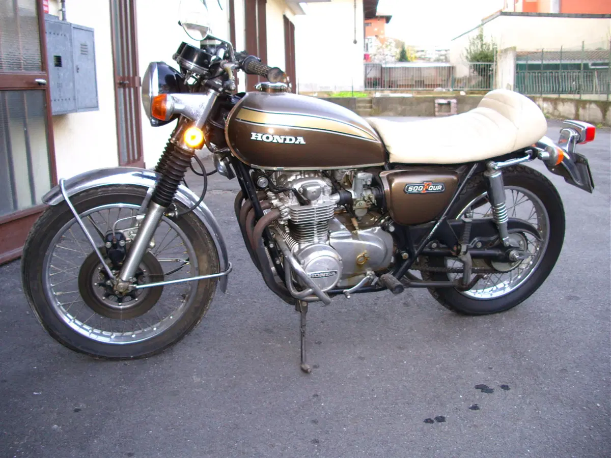 Restaurando, seconda puntata: Honda CB 500 Four (2)