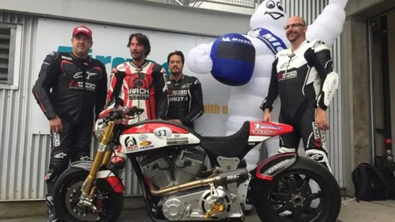 Keanu Reeves @Michelin PilotExperience: "Le mie moto? Come un completo su misura"