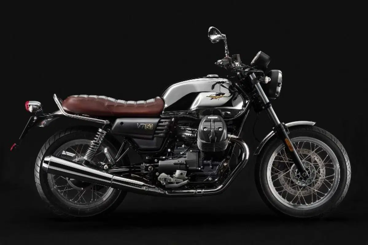 Moto Guzzi V7 V7 III Anniversario (2017 - 18) (6)