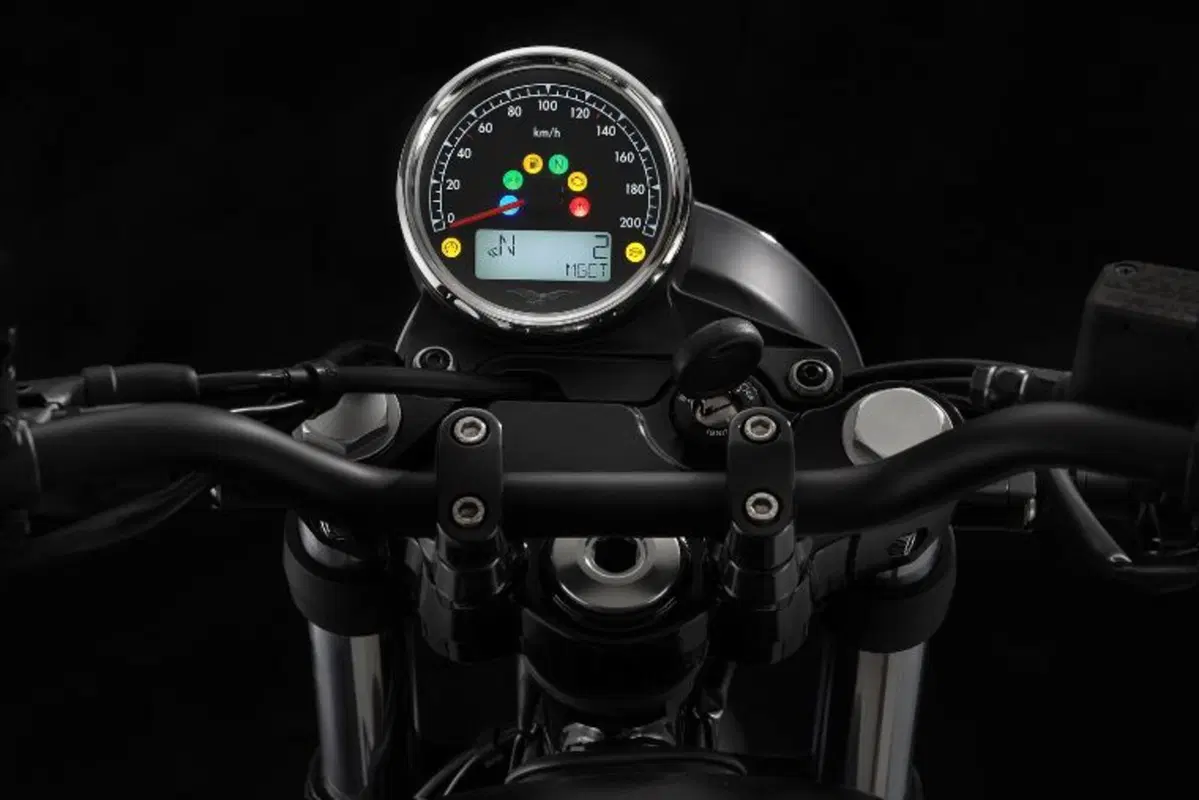 Moto Guzzi V7 V7 III Stone (2017 - 20) (5)