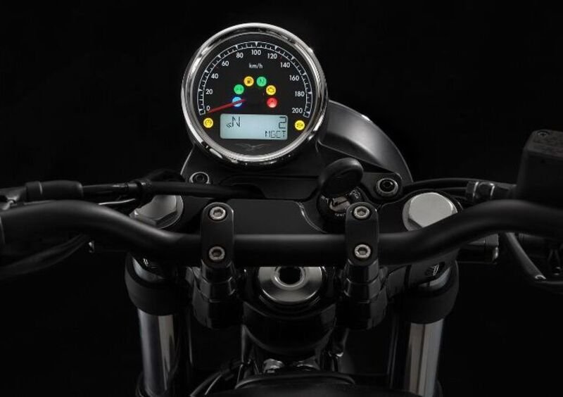 Moto Guzzi V7 V7 III Stone (2017 - 20) (5)