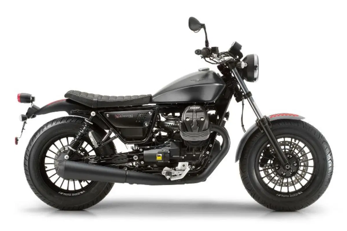 Moto Guzzi V9 V9 Bobber (2016 - 18) (6)