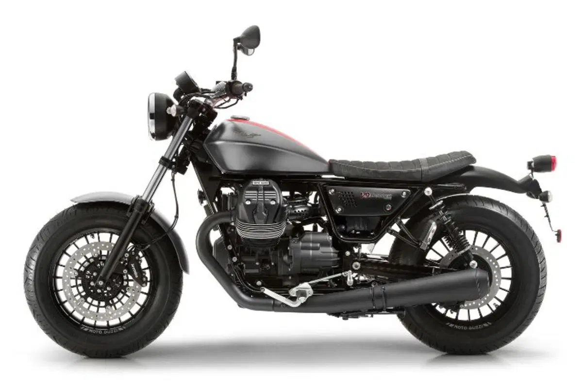 Moto Guzzi V9 V9 Bobber (2016 - 18) (7)