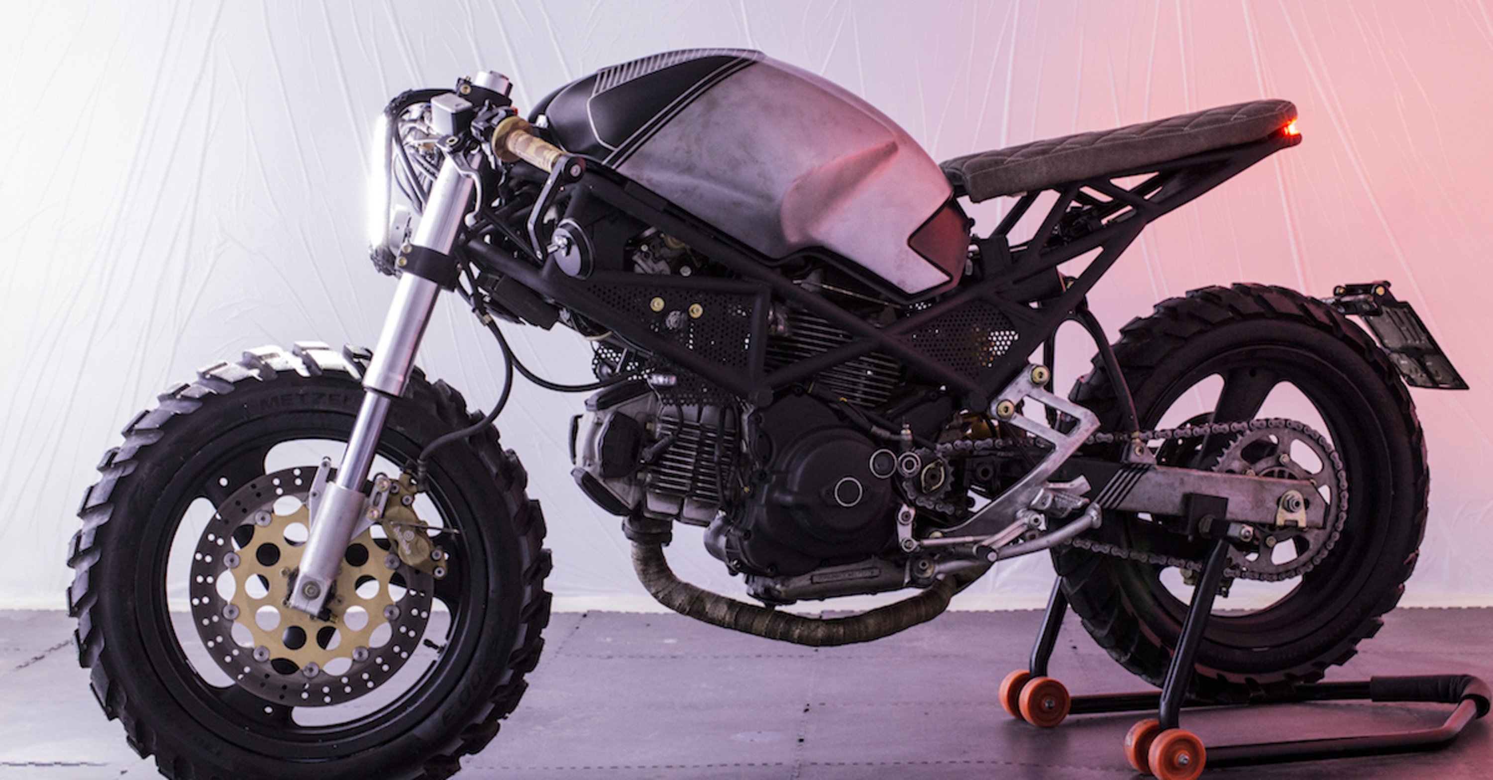 Ducati Monster Uruk: la &quot;prima&quot; di DMC Motociclette