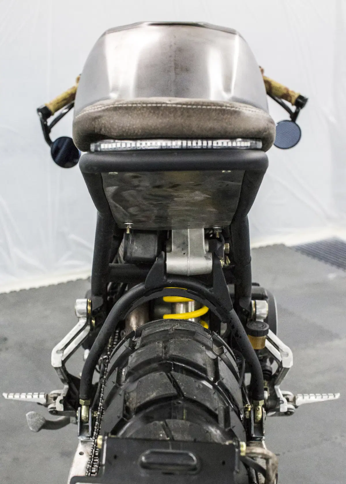 Ducati Monster Uruk: la "prima" di DMC Motociclette (7)