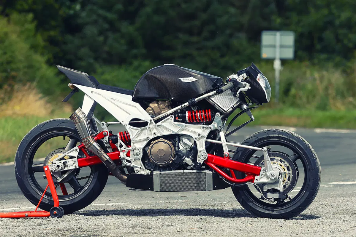 Aprilia RSV 1000 R “Shaun”
