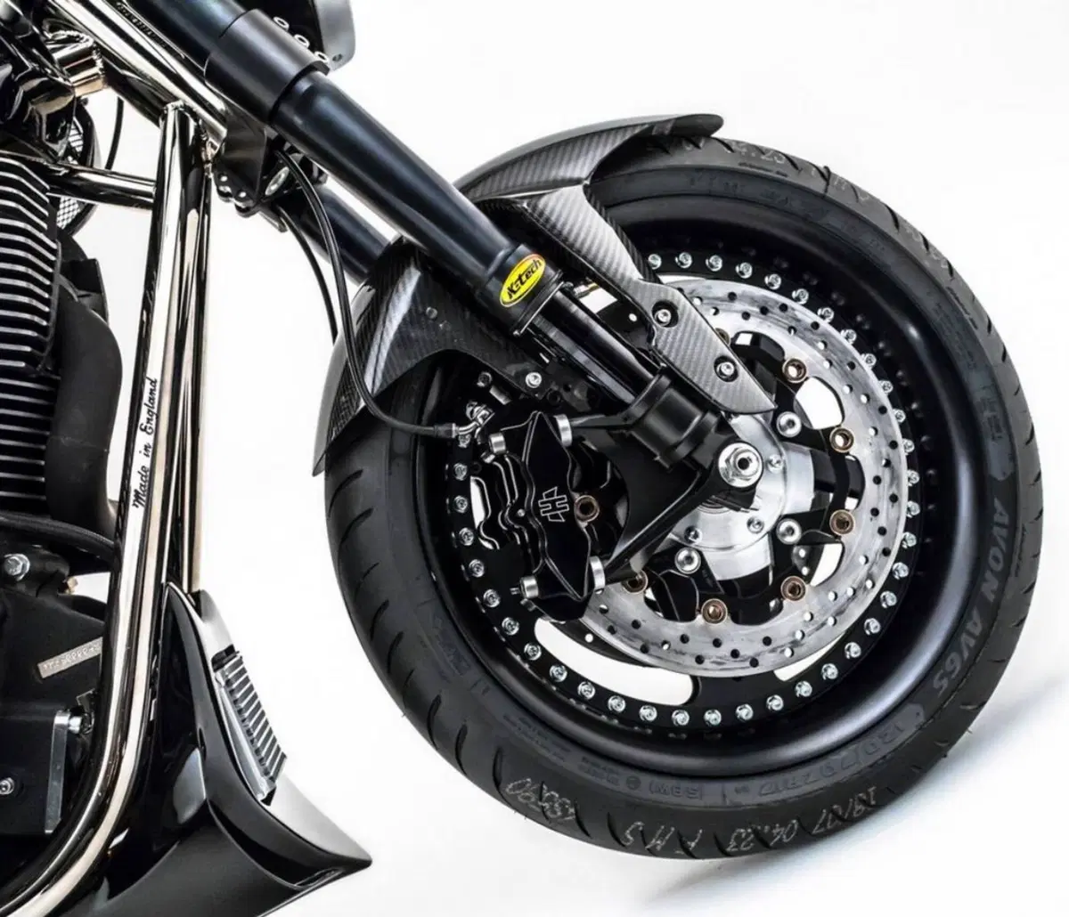 Hesketh Valiant, supercharged da 250 cavalli (8)