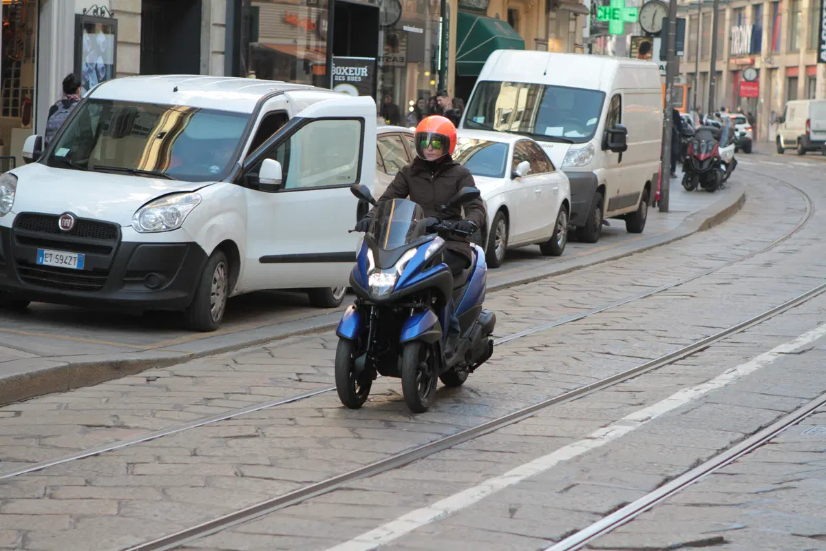 Yamaha Tricity 155 (7)