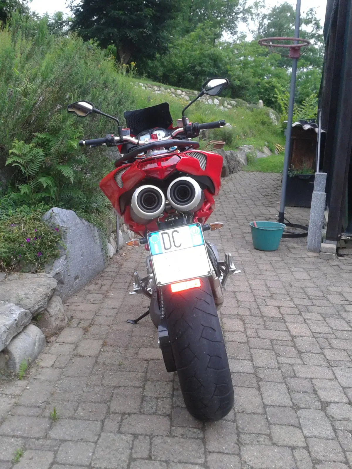 Ducati Multistrada 1100 Evoluzione (3)