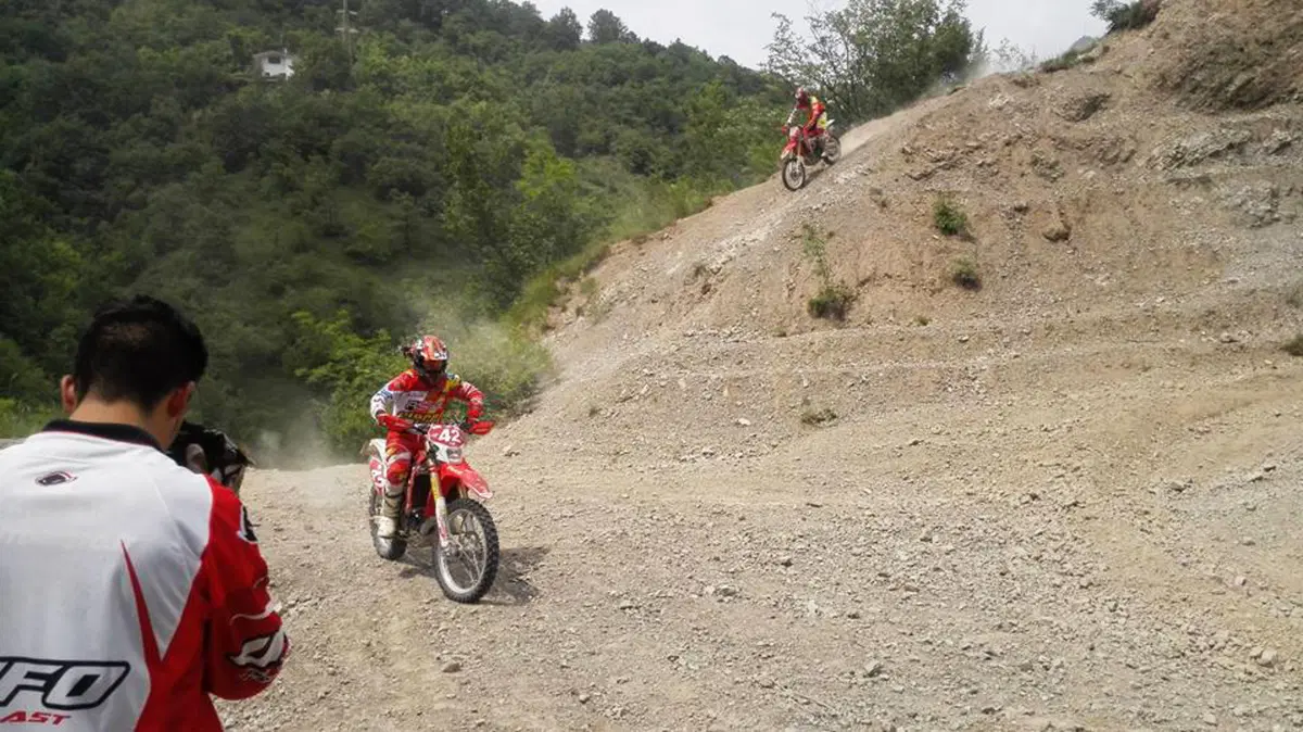 Interphone Offroad by Cellularline: il test coi campioni dell’Enduro 