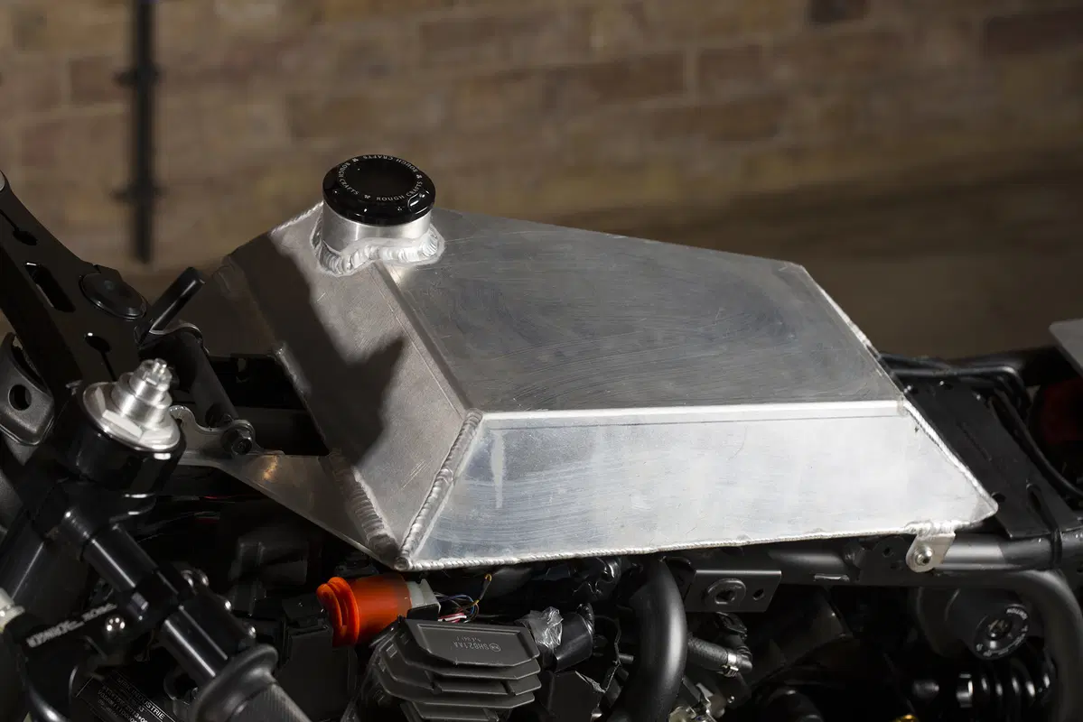 Yamaha XSR 700 Convertibile Rough Crafts (13)