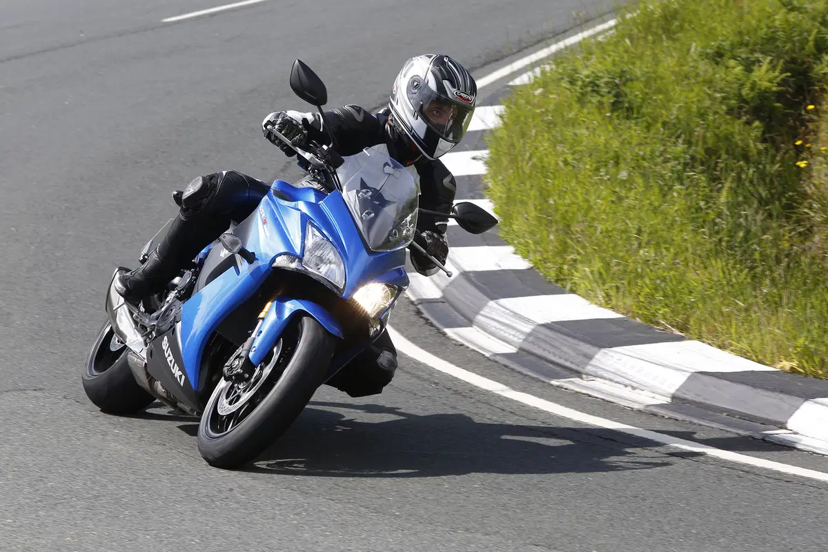 Suzuki GSX-S1000F