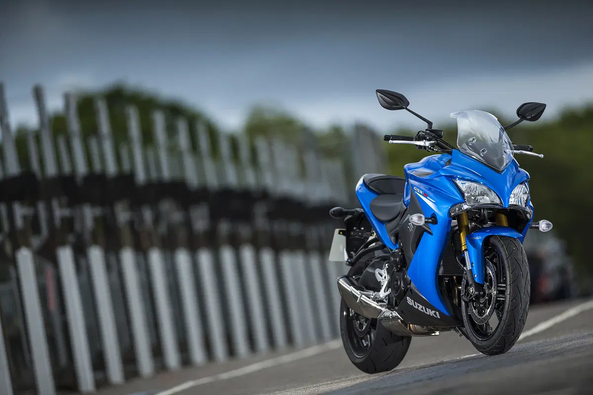 Suzuki GSX-S1000F (24)