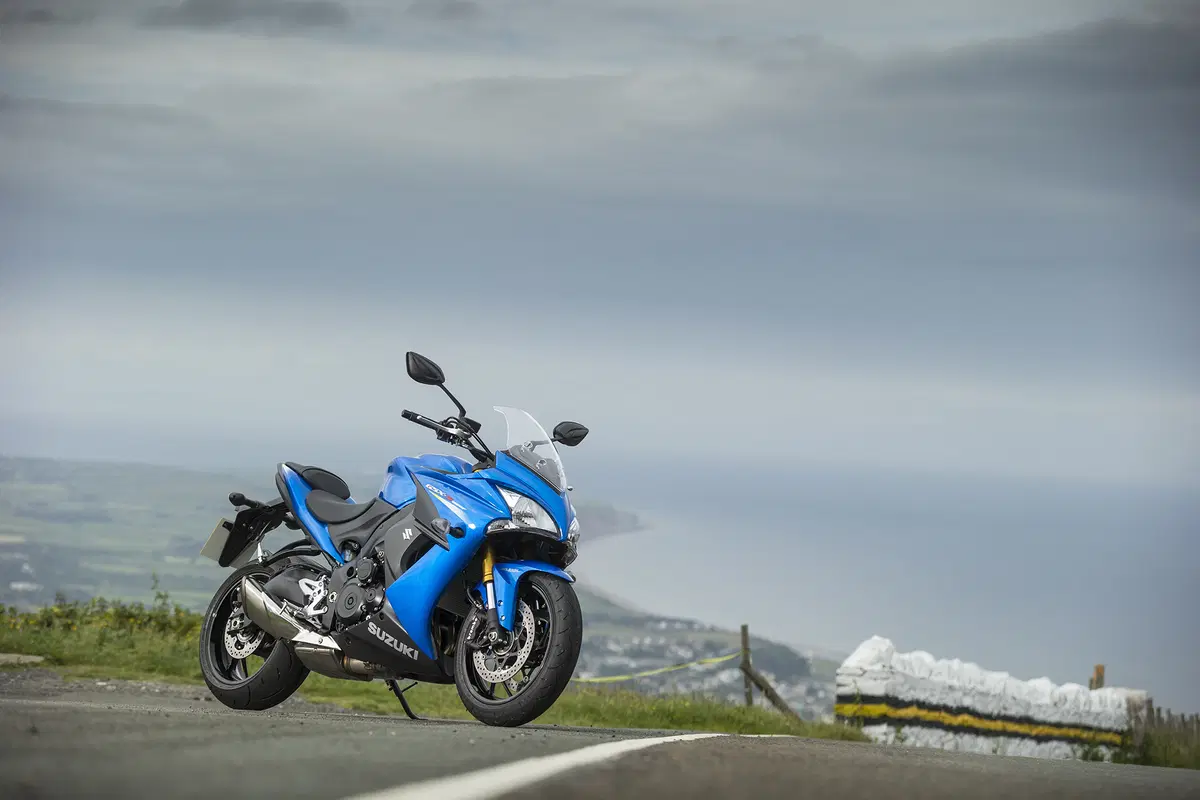 Suzuki GSX-S1000F (25)