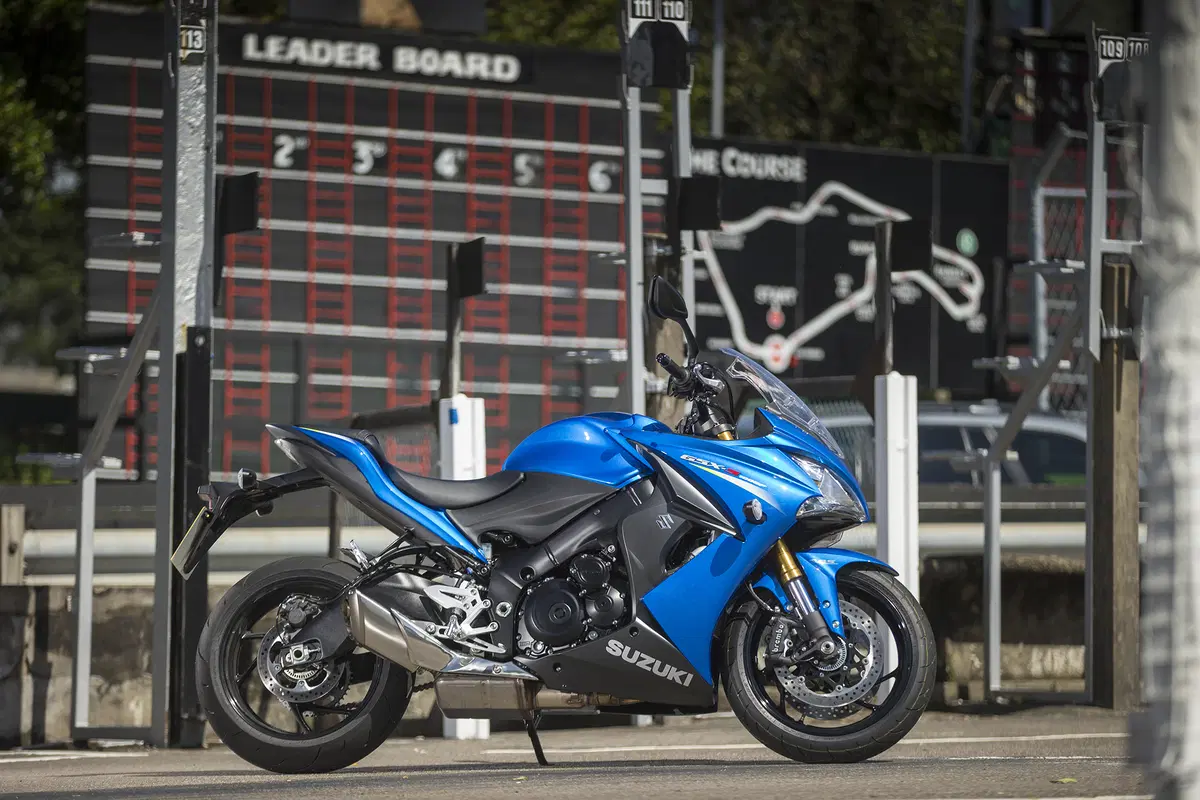 Suzuki GSX-S1000F (27)
