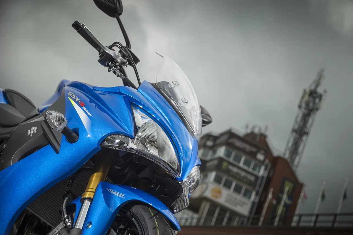 Suzuki GSX-S1000F (35)