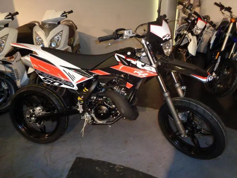 Betamotor RR 50 Motard (2011 - 18) (2)