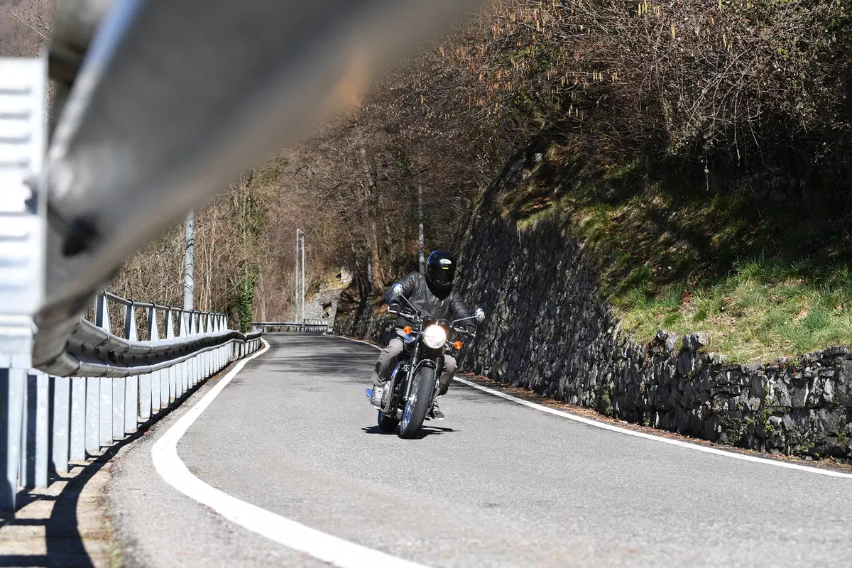 Triumph Bonneville T100 2017. Total relax (9)