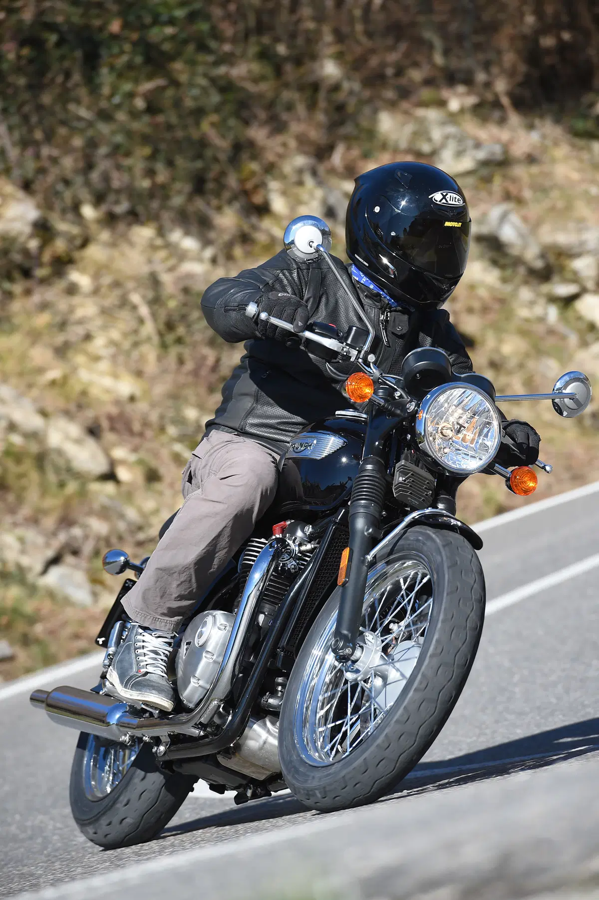 Triumph Bonneville T100 2017. Total relax (10)