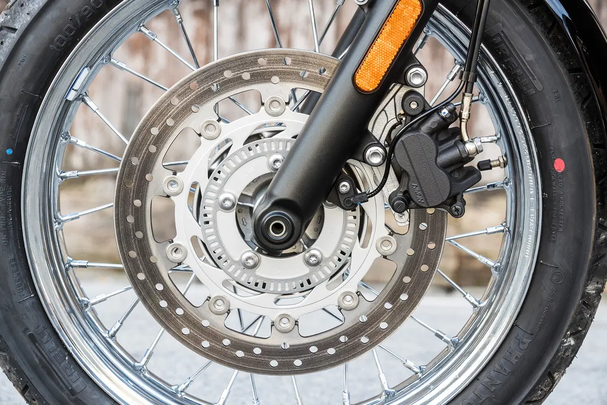 Triumph Bonneville T100 2017. Total relax (20)