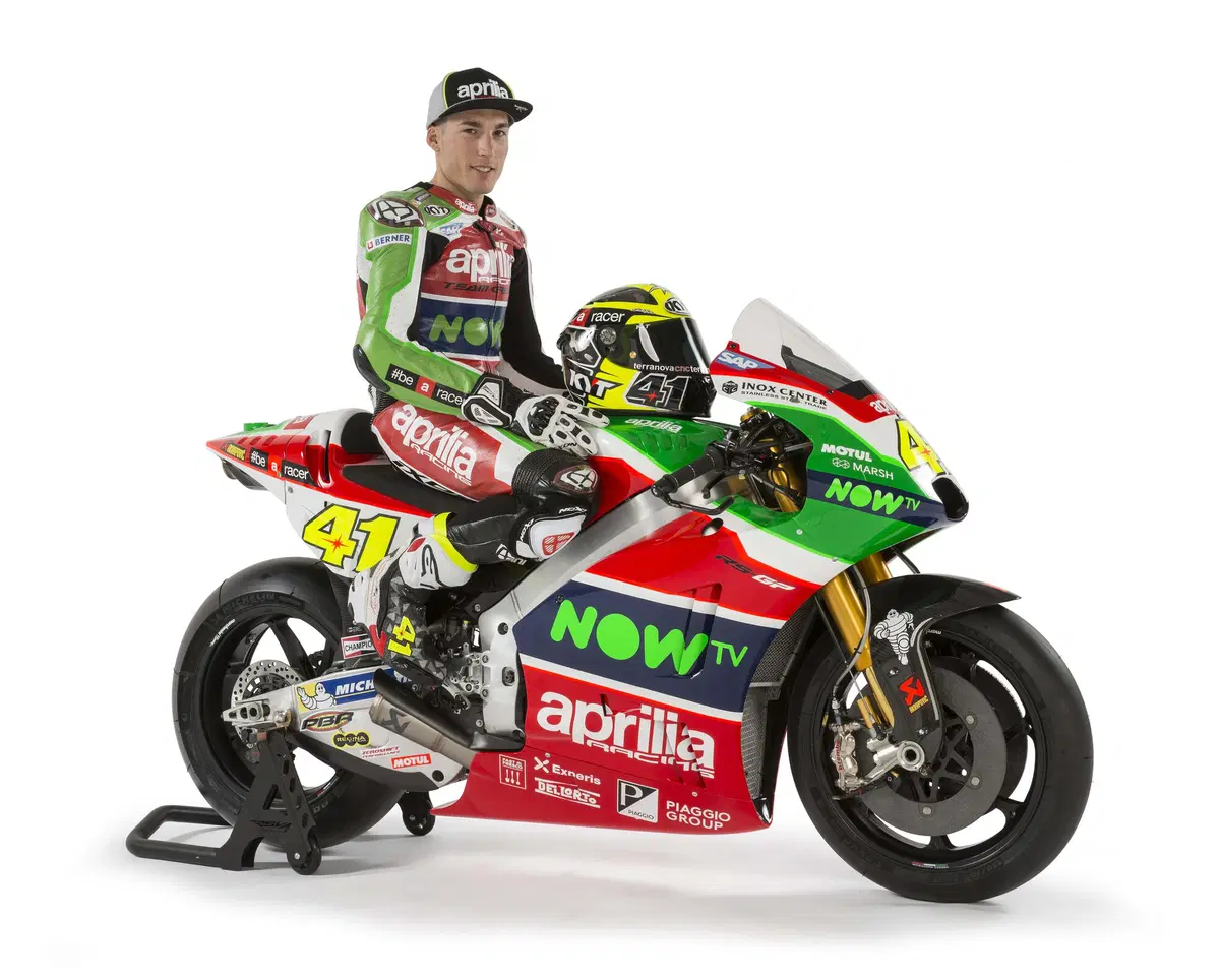 MotoGP 2017. Presentato il team Aprilia (28)