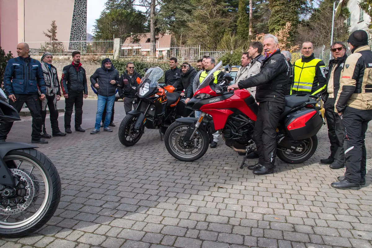 Ducati Multistrada 950 vs KTM 1090 Adventure. Comparativa maxienduro (7)