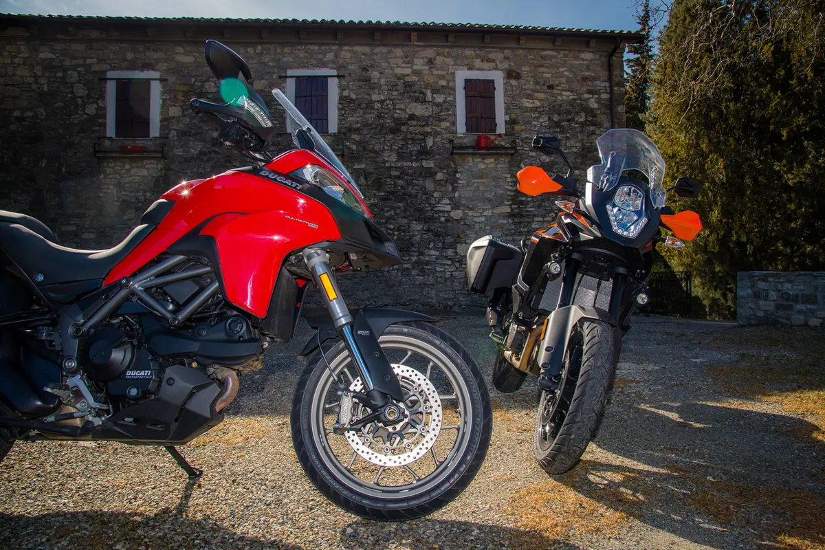 Ducati Multistrada 950 vs KTM 1090 Adventure. Comparativa maxienduro (5)