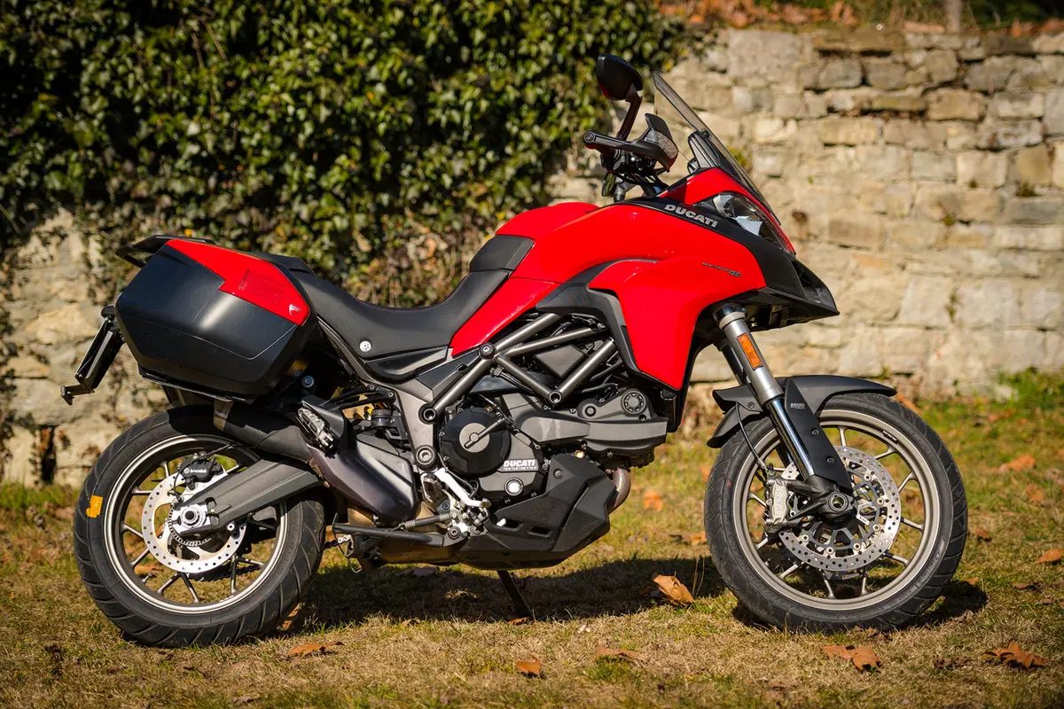 Ducati Multistrada 950 vs KTM 1090 Adventure. Comparativa maxienduro (9)
