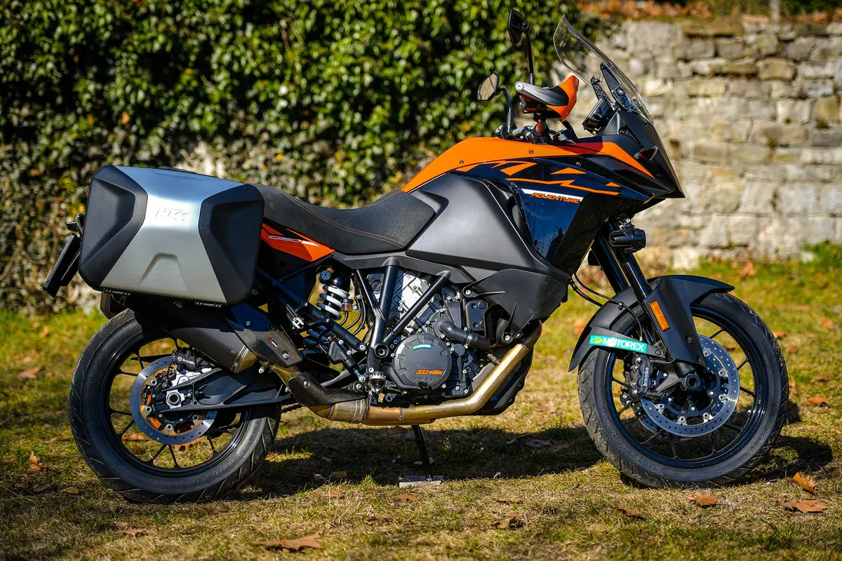 Ducati Multistrada 950 vs KTM 1090 Adventure. Comparativa maxienduro (17)