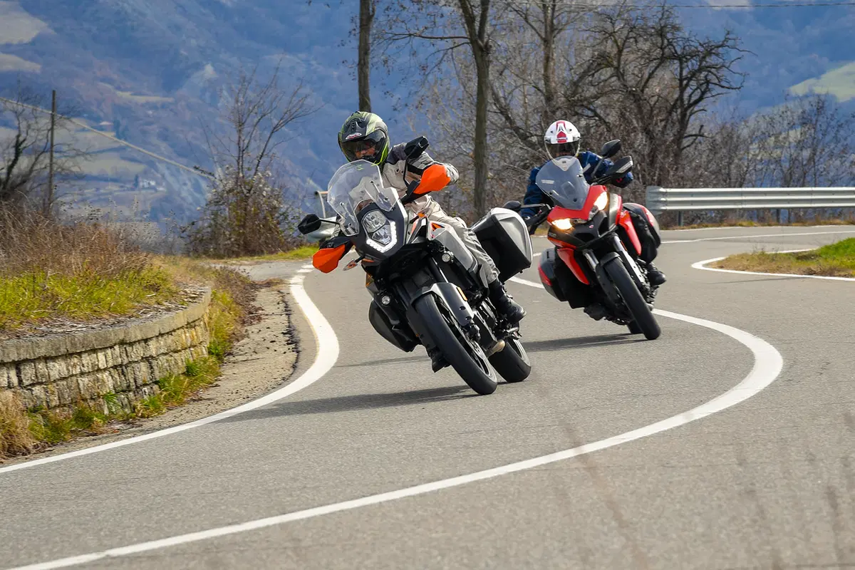Ducati Multistrada 950 vs KTM 1090 Adventure. Comparativa maxienduro (29)