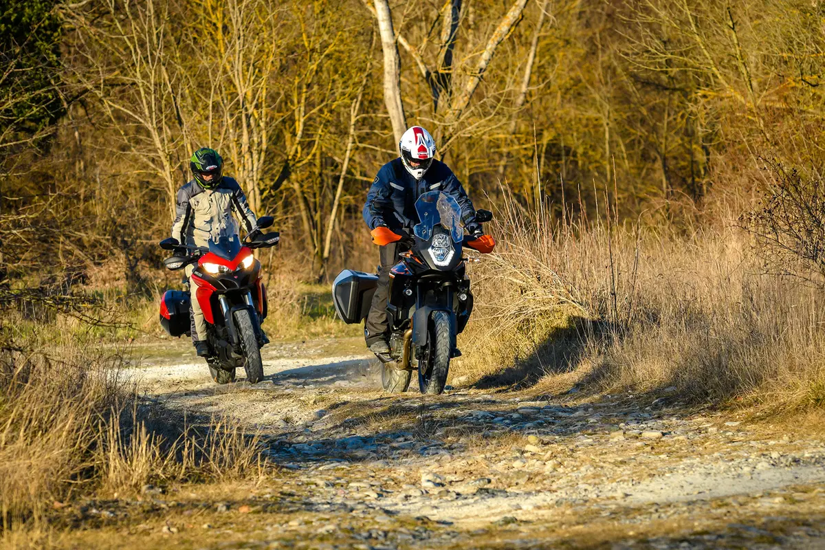 Ducati Multistrada 950 vs KTM 1090 Adventure. Comparativa maxienduro (28)