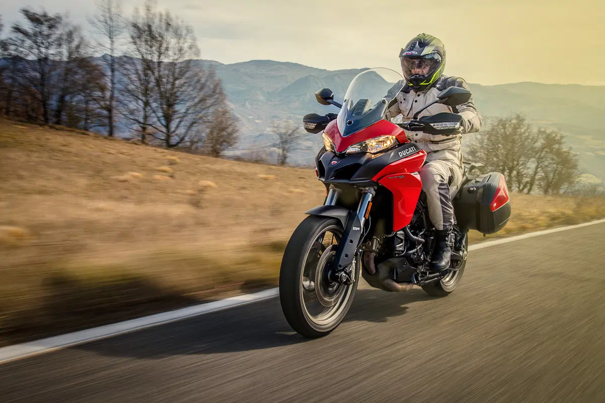 Ducati Multistrada 950 vs KTM 1090 Adventure. Comparativa maxienduro (30)