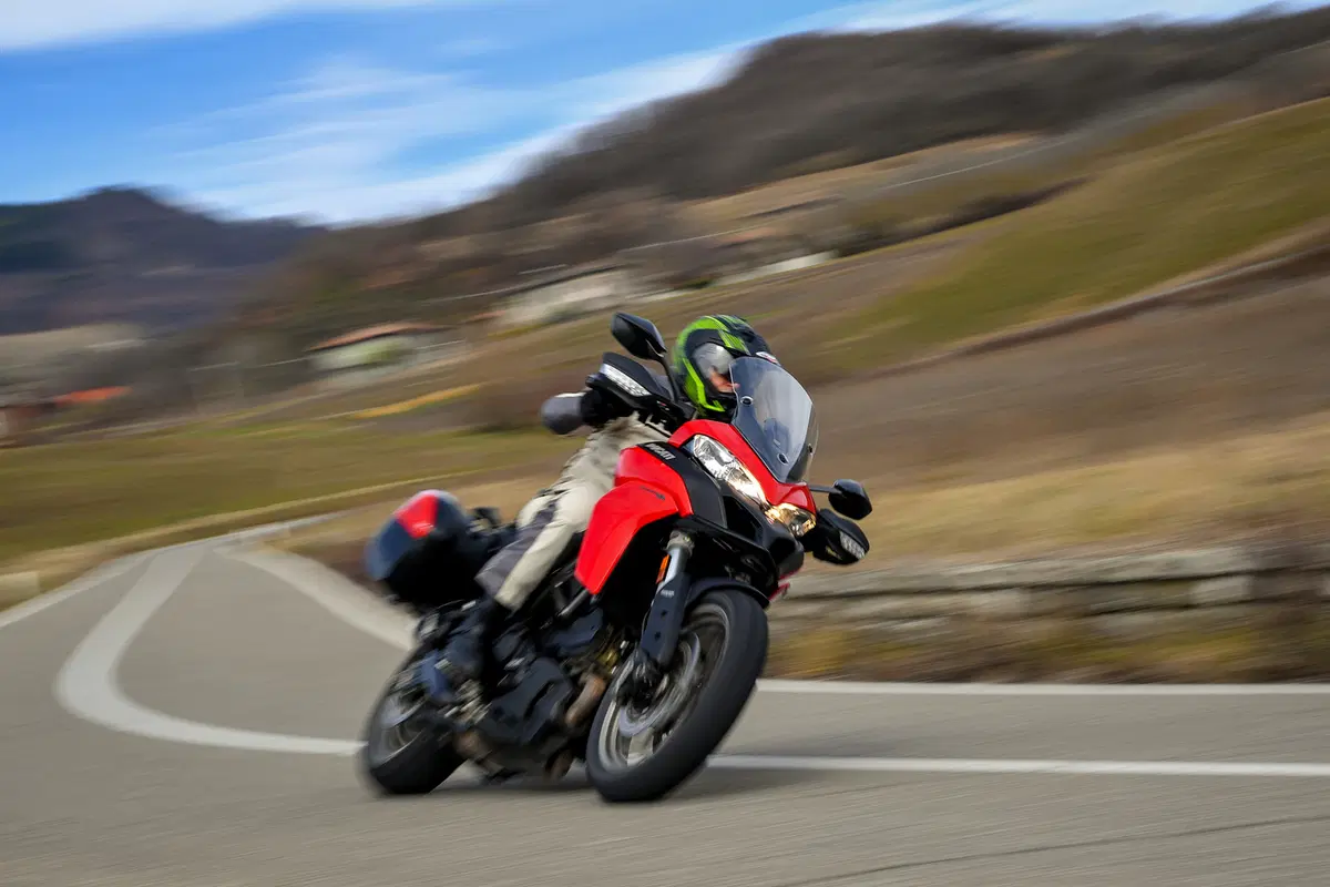 Ducati Multistrada 950 vs KTM 1090 Adventure. Comparativa maxienduro (33)