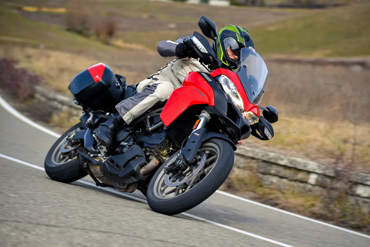 Ducati Multistrada 950 vs KTM 1090 Adventure. Comparativa maxienduro (31)